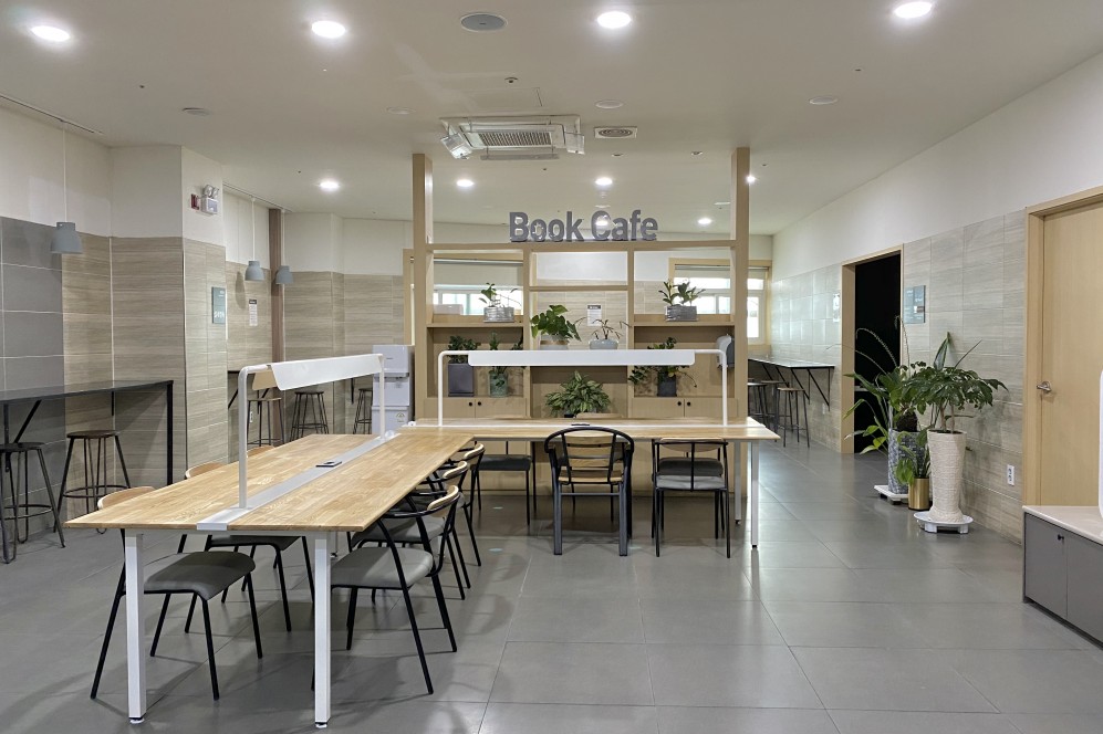 Book Cafe